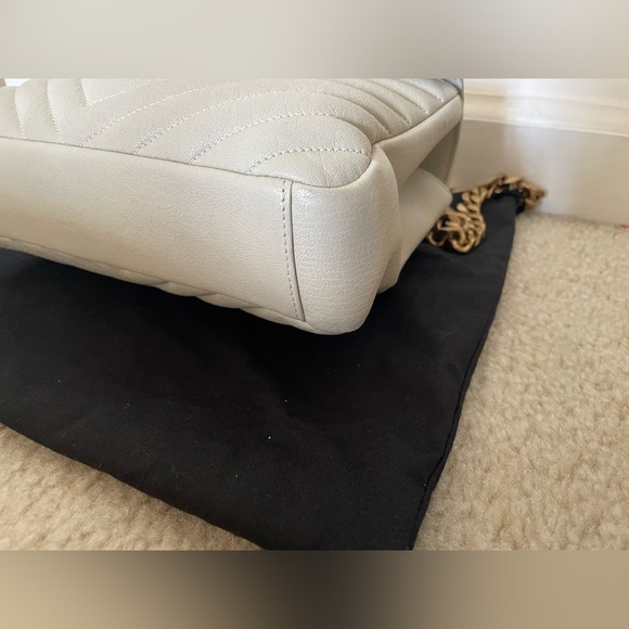 ❌SOLD❌ AUTHENTIC YSL MEDIUM COLLEGE BAG IN SOFT CRÈME - Picture 3 of 9